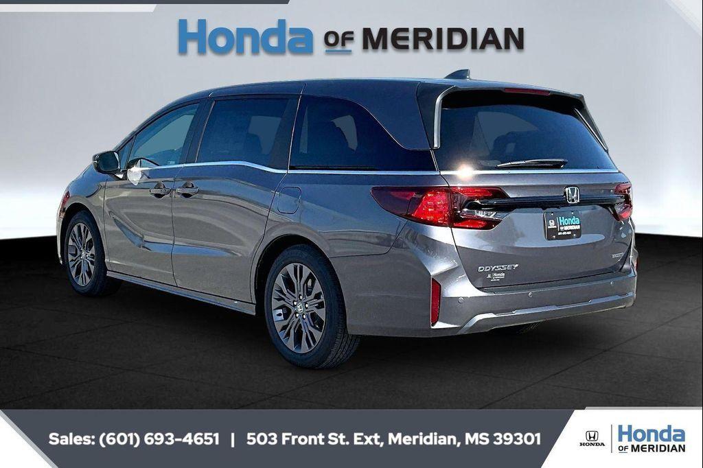 new 2026 Honda Odyssey car, priced at $48,190