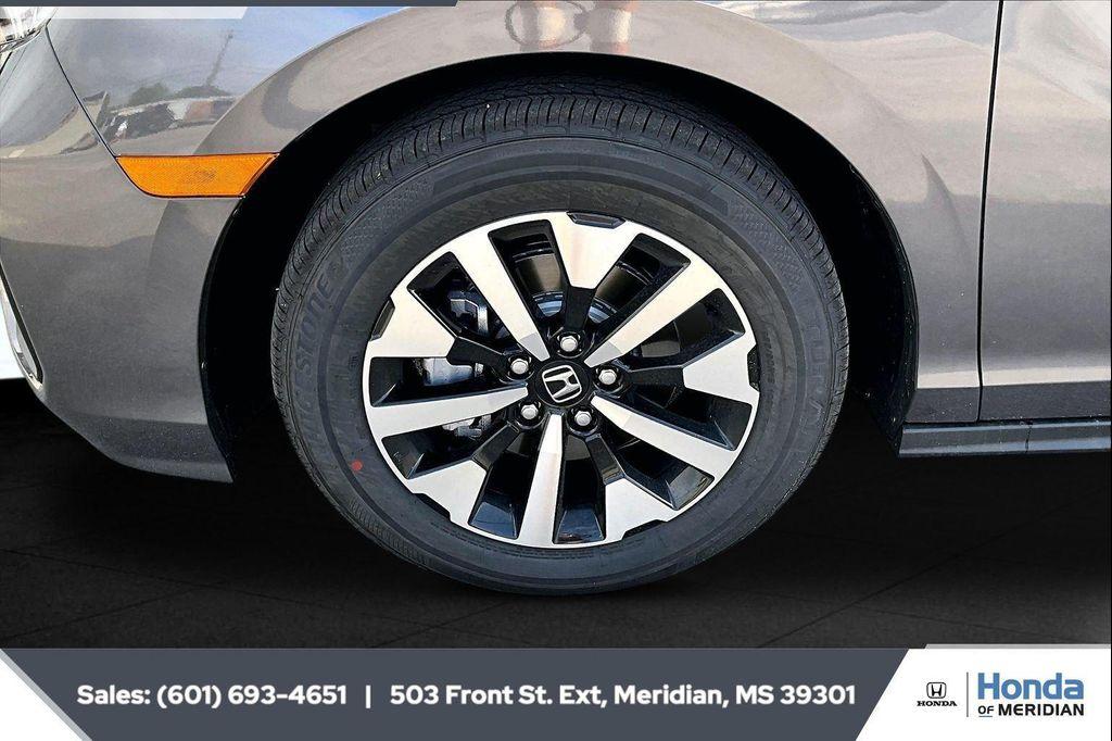 new 2026 Honda Odyssey car, priced at $44,290