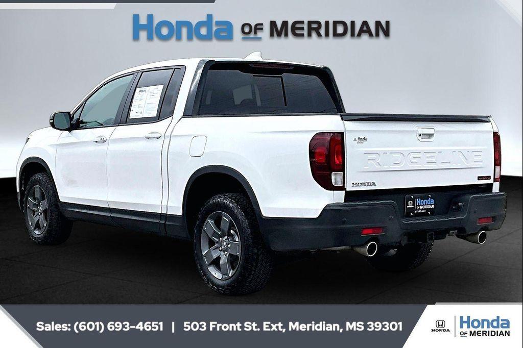 used 2025 Honda Ridgeline car, priced at $39,900