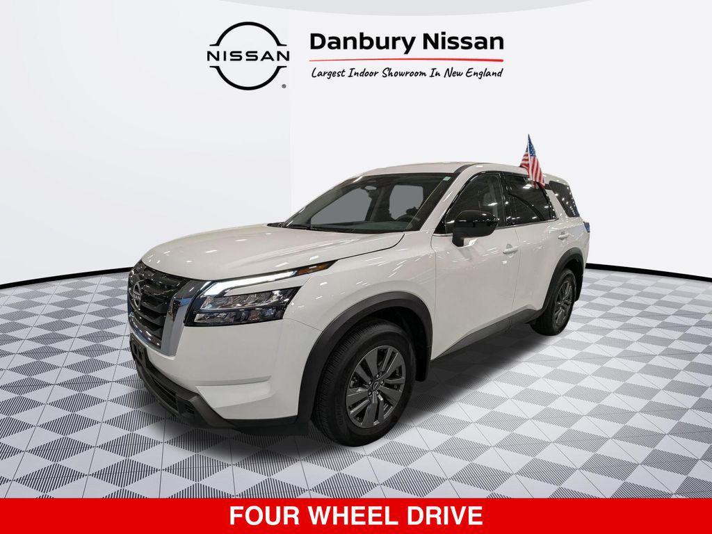 used 2025 Nissan Pathfinder car, priced at $32,889