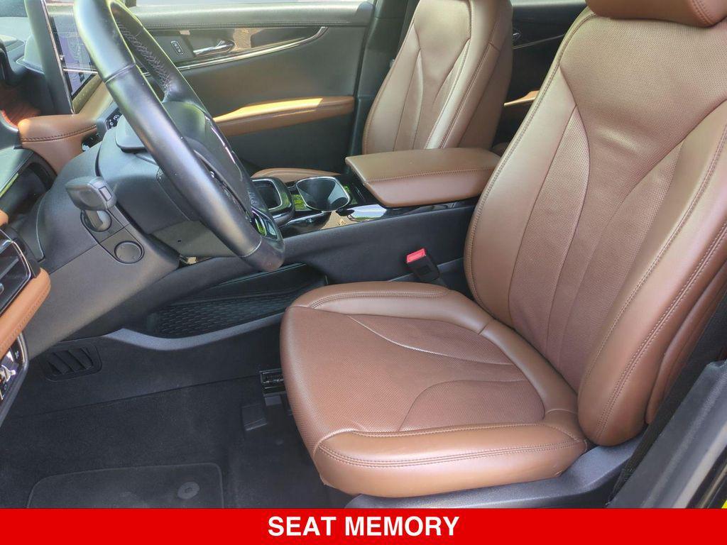 used 2023 Lincoln Nautilus car, priced at $32,389