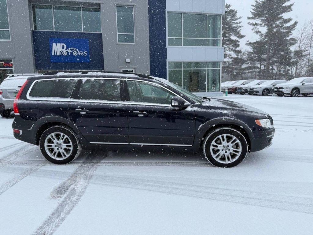 used 2016 Volvo XC70 car, priced at $13,999