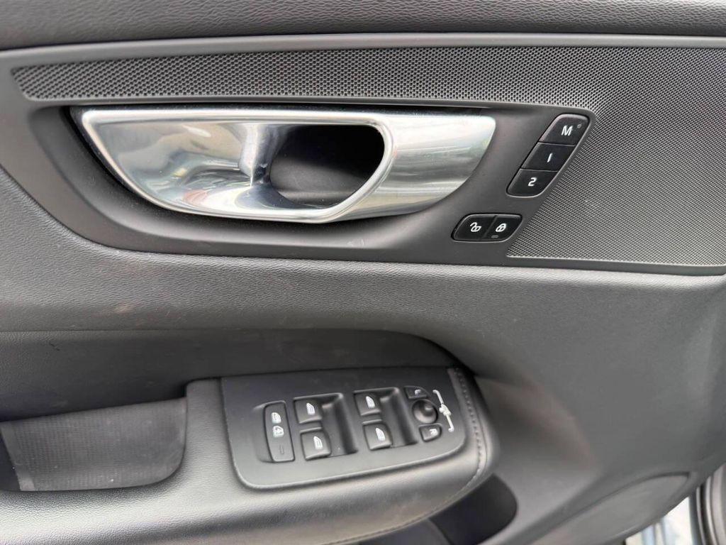 used 2023 Volvo XC60 car, priced at $33,999