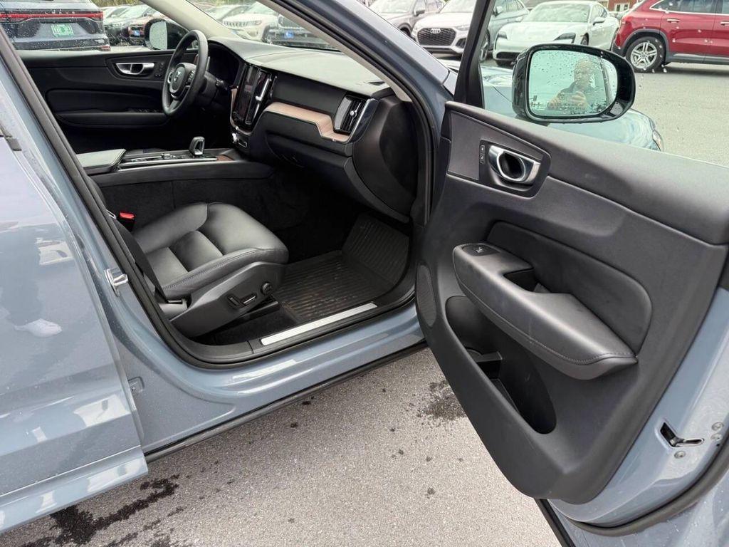 used 2023 Volvo XC60 car, priced at $33,999