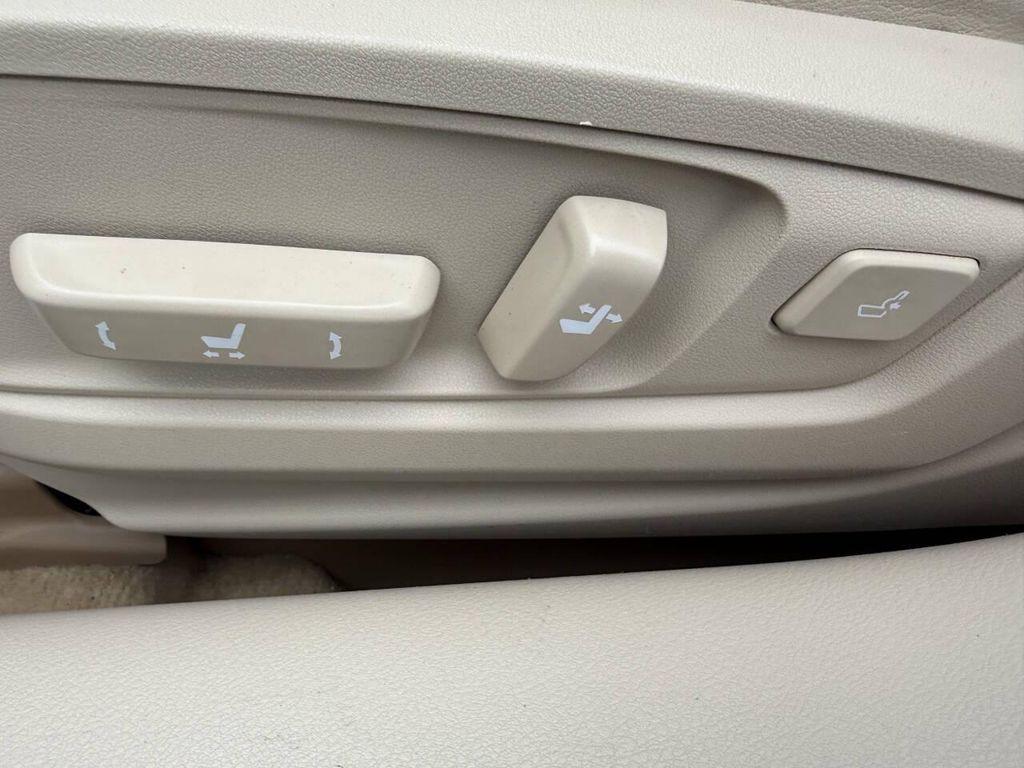 used 2013 Lexus ES 300h car, priced at $15,499