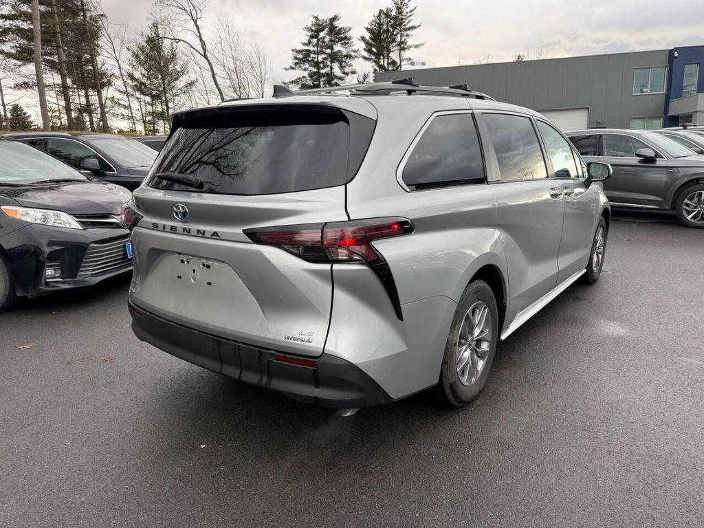 used 2023 Toyota Sienna car, priced at $27,999