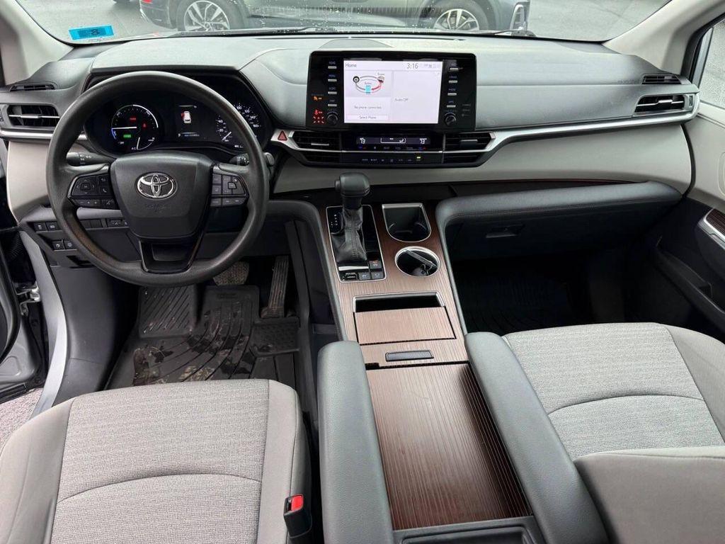 used 2023 Toyota Sienna car, priced at $27,999