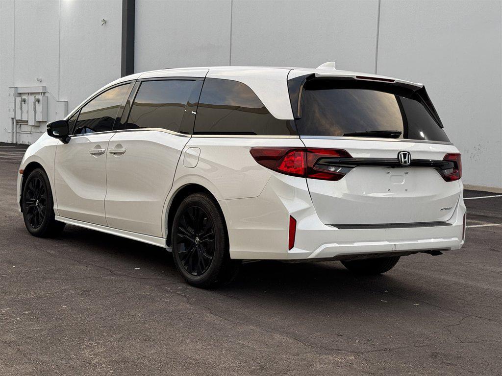 used 2025 Honda Odyssey car, priced at $29,990