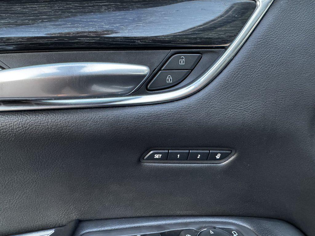 used 2020 Cadillac XT5 car, priced at $17,990