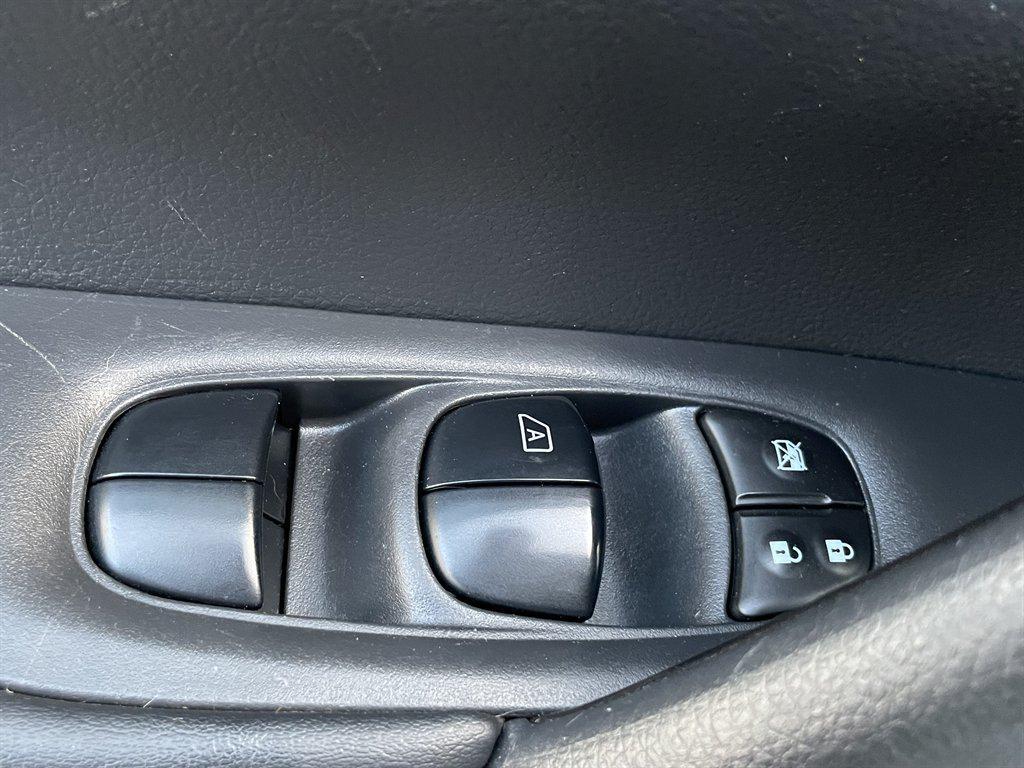 used 2019 Nissan Rogue car, priced at $9,490