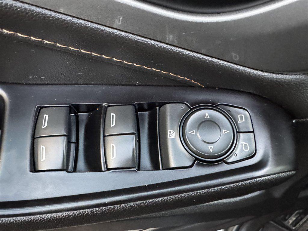 used 2020 Chevrolet Traverse car, priced at $14,990