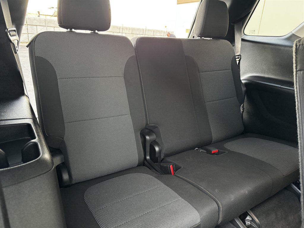 used 2020 Chevrolet Traverse car, priced at $14,990