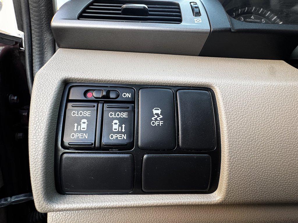 used 2016 Honda Odyssey car, priced at $12,490