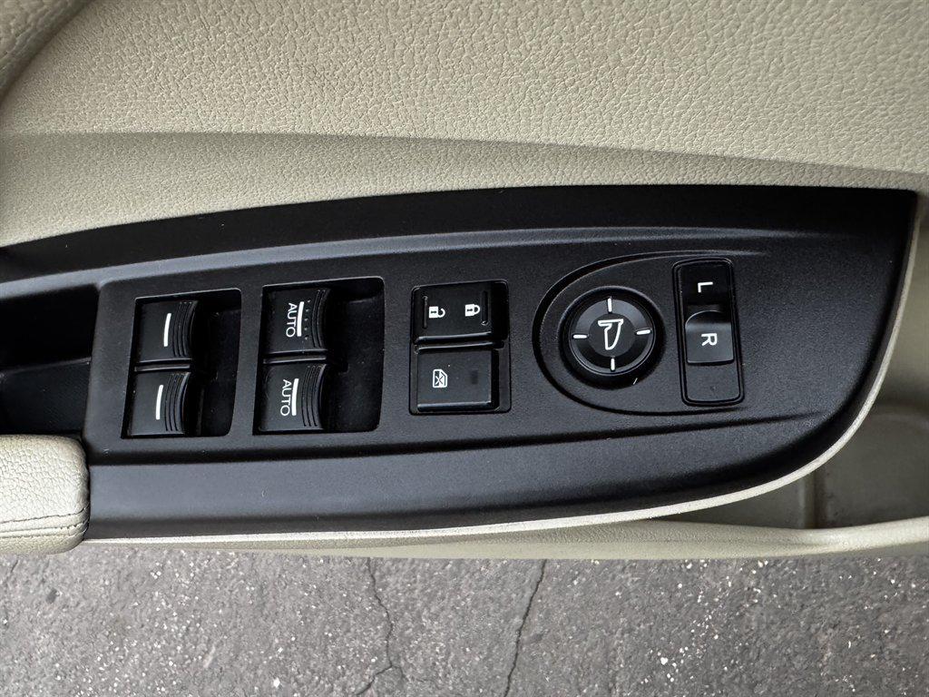 used 2018 Acura RDX car, priced at $14,990