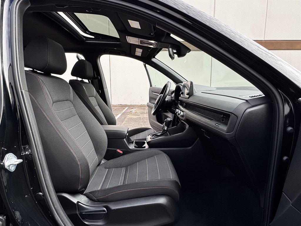 used 2025 Honda CR-V Hybrid car, priced at $24,990