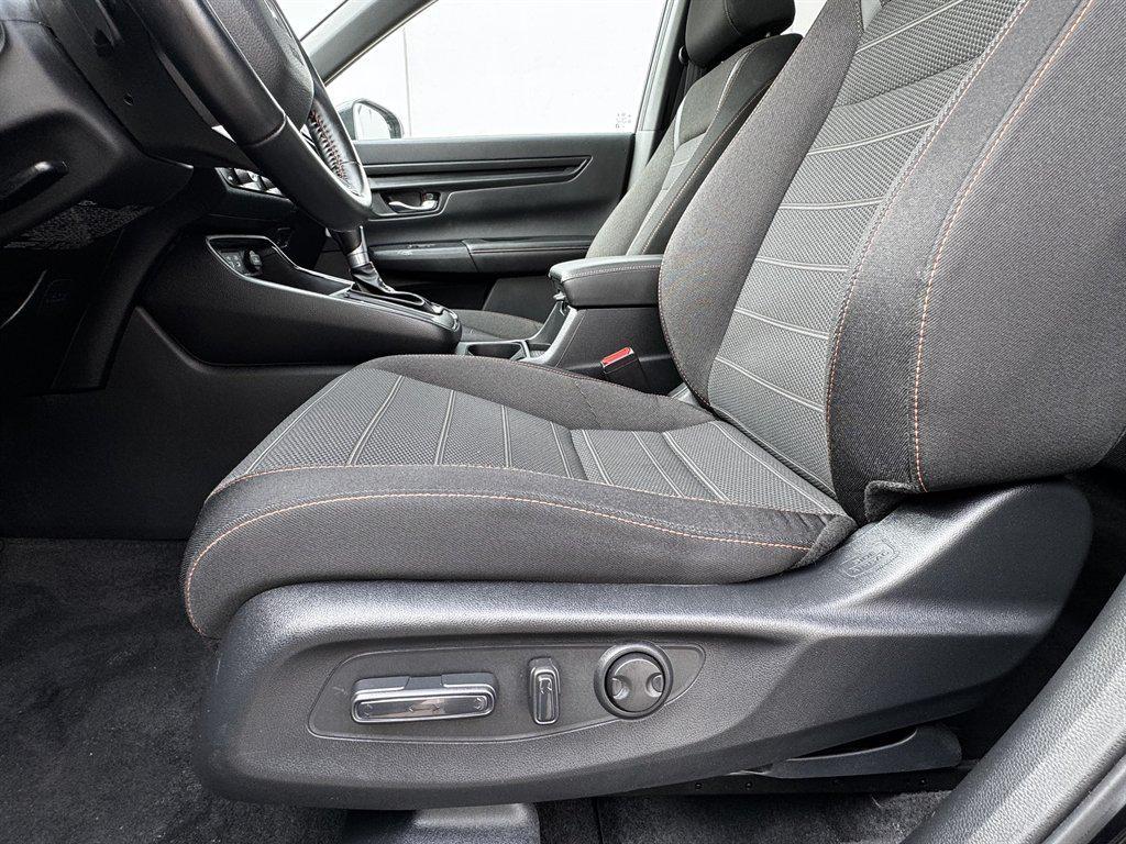 used 2025 Honda CR-V Hybrid car, priced at $24,990