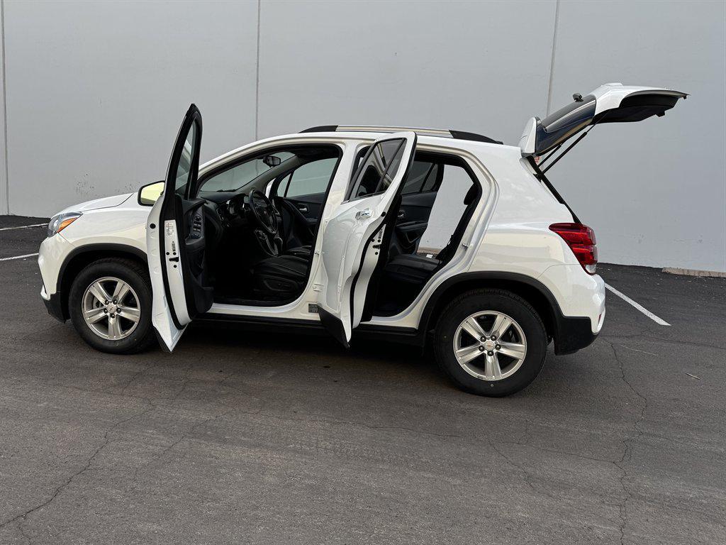 used 2020 Chevrolet Trax car, priced at $10,990
