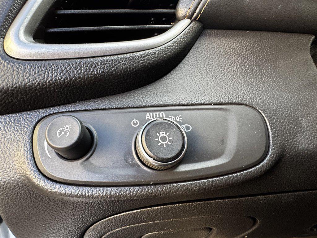 used 2020 Chevrolet Trax car, priced at $10,990