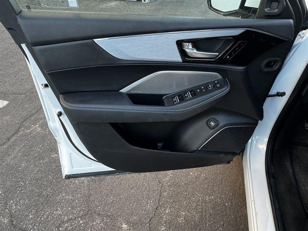 used 2024 Acura MDX car, priced at $35,990