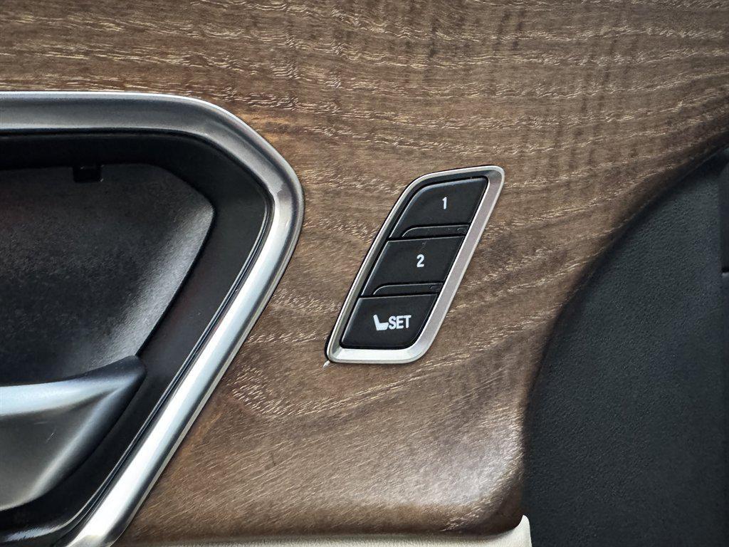 used 2024 Acura RDX car, priced at $28,990