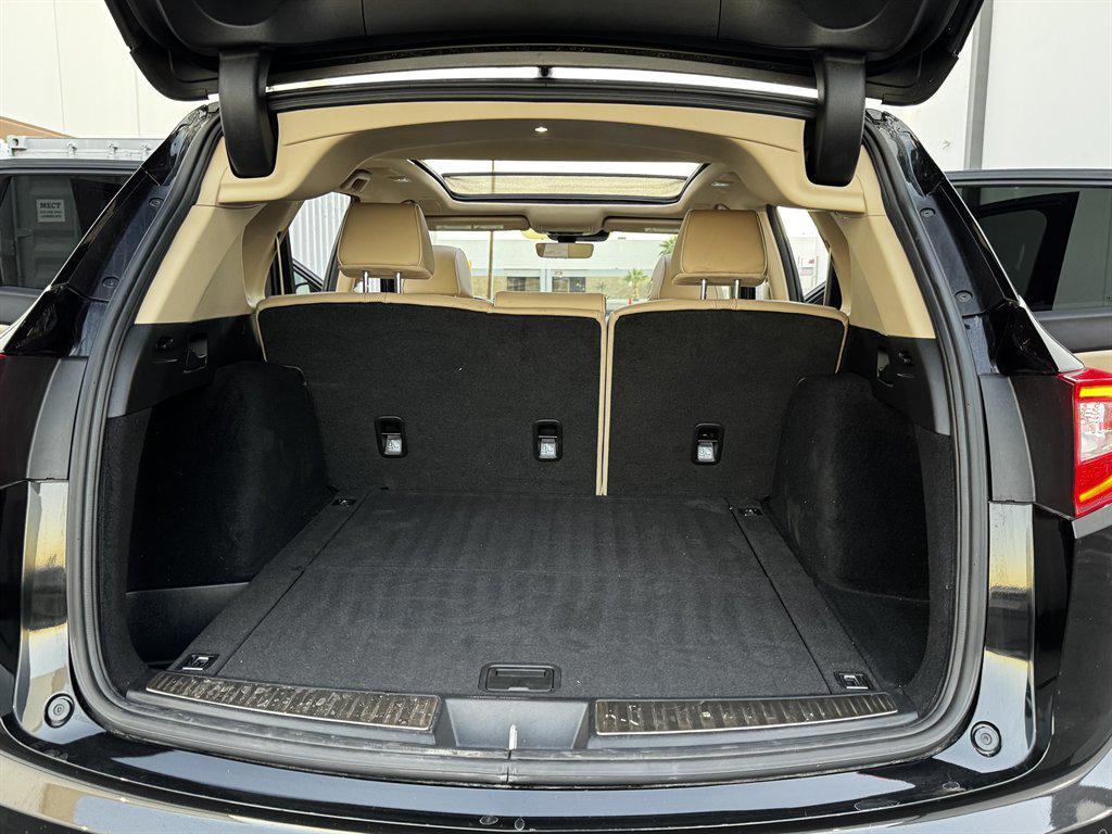 used 2024 Acura RDX car, priced at $28,990