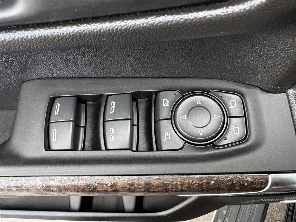 used 2022 GMC Sierra 1500 car, priced at $35,990