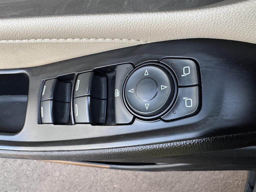 used 2022 Chevrolet Traverse car, priced at $19,990