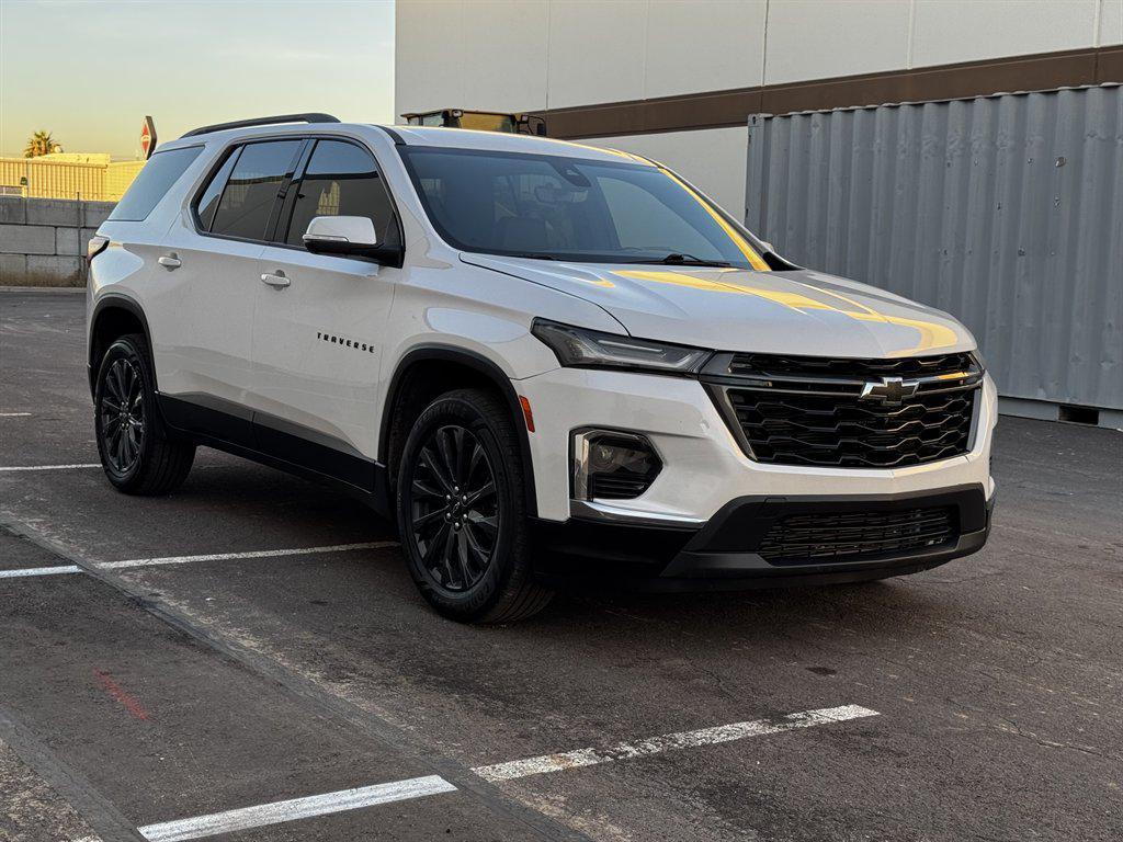 used 2023 Chevrolet Traverse car, priced at $19,990