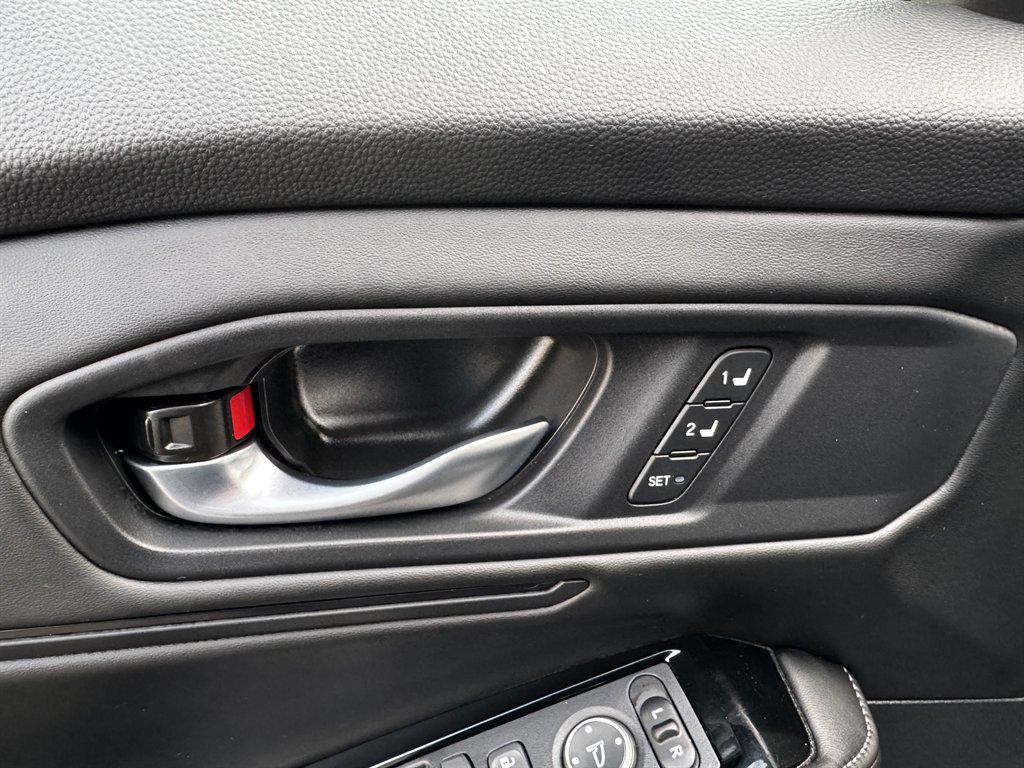 used 2025 Honda Accord Hybrid car, priced at $32,990