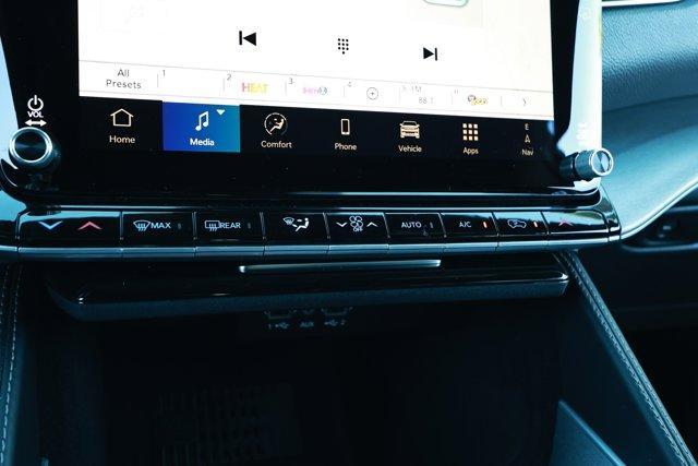 new 2026 Jeep Grand Wagoneer car, priced at $70,929