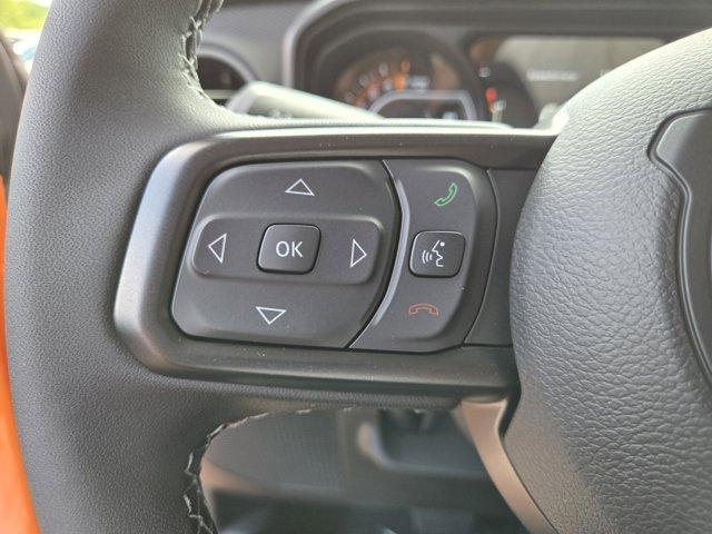 new 2025 Jeep Gladiator car, priced at $43,038