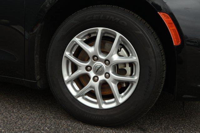 used 2023 Chrysler Pacifica car, priced at $24,990