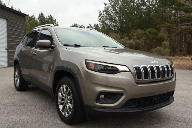 used 2021 Jeep Cherokee car, priced at $18,990