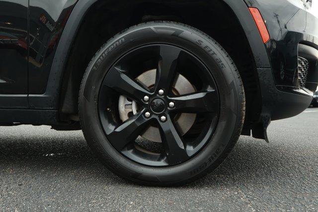 used 2023 Jeep Grand Cherokee L car, priced at $28,990