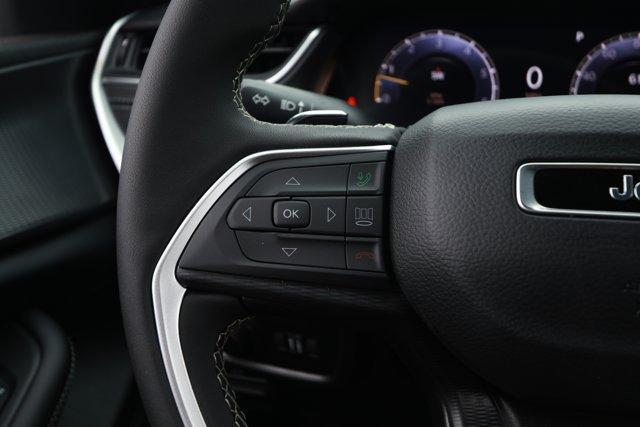 new 2025 Jeep Grand Cherokee car, priced at $34,644