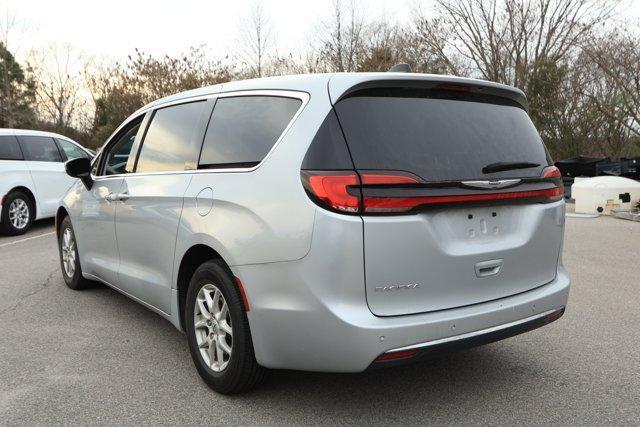 used 2023 Chrysler Pacifica car, priced at $25,990