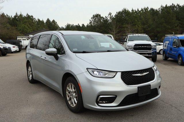 used 2023 Chrysler Pacifica car, priced at $25,990