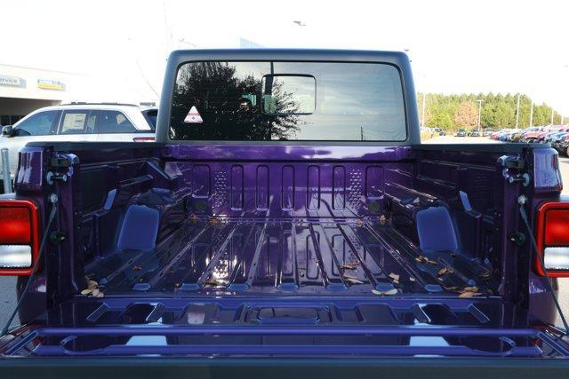 new 2026 Jeep Gladiator car, priced at $39,919