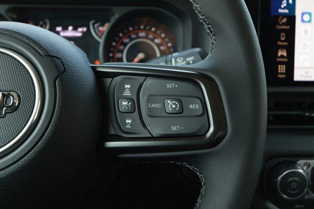 new 2026 Jeep Gladiator car, priced at $43,421