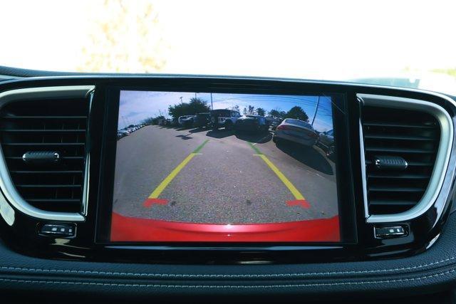 new 2026 Chrysler Pacifica car, priced at $36,532