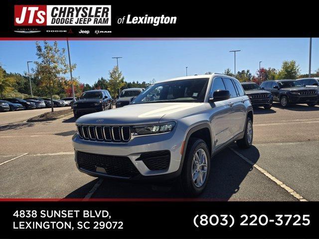 new 2025 Jeep Grand Cherokee car, priced at $31,096