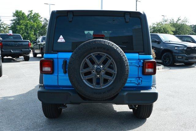 new 2026 Jeep Wrangler car, priced at $44,089