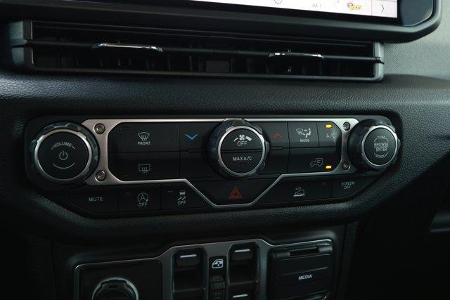 new 2026 Jeep Gladiator car, priced at $45,534