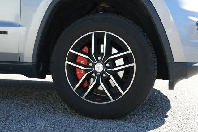 used 2018 Jeep Grand Cherokee car, priced at $15,990