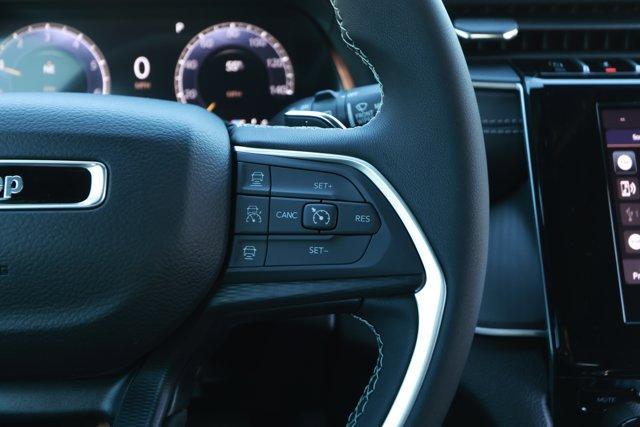 new 2025 Jeep Grand Cherokee car, priced at $35,806