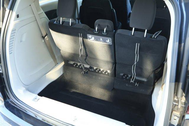 used 2021 Chrysler Pacifica car, priced at $17,490