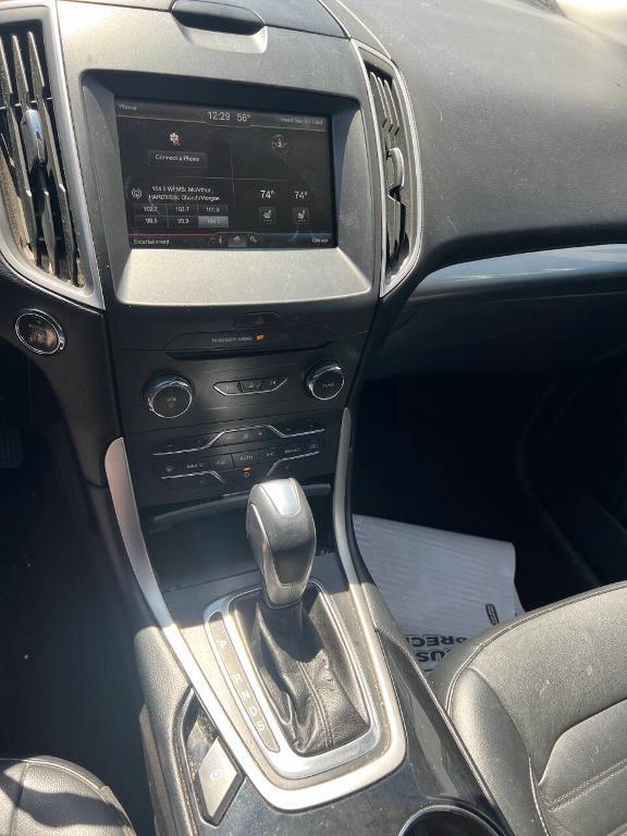 used 2015 Ford Edge car, priced at $7,995