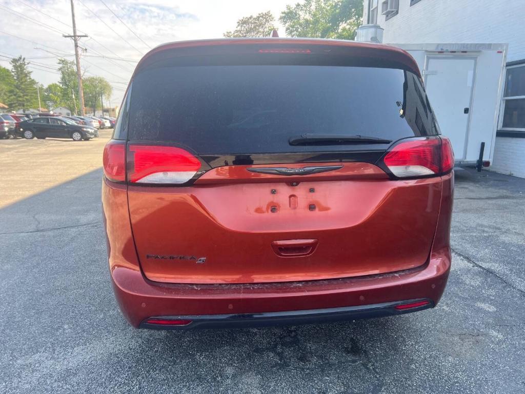 used 2018 Chrysler Pacifica car, priced at $6,995