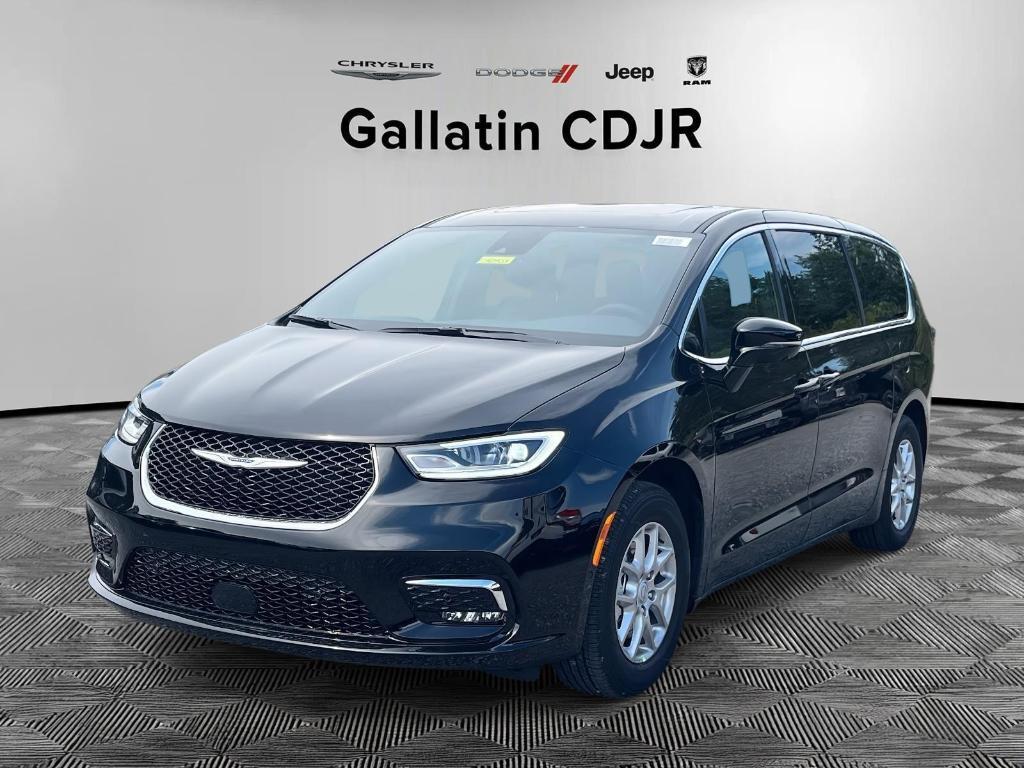 new 2026 Chrysler Pacifica car, priced at $35,898