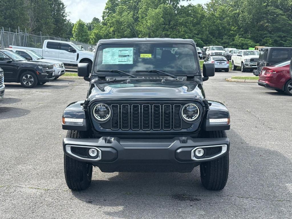 new 2025 Jeep Gladiator car, priced at $38,607